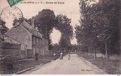 LA QUEUE EN BRIE