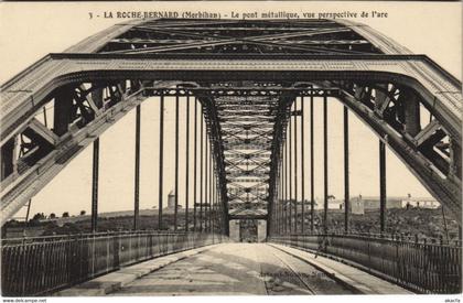 CPA La ROCHE-BERNARD - Le pont metallique vue perspective (33040)