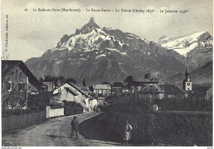 Carte postale ancienne de LA ROCHE SUR FORON