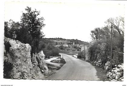 LA ROQUEBRUSSANNE - La nouvelle route de Mazaugues