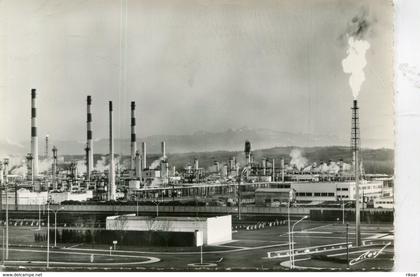 LACQ(USINE DE PETROLE)