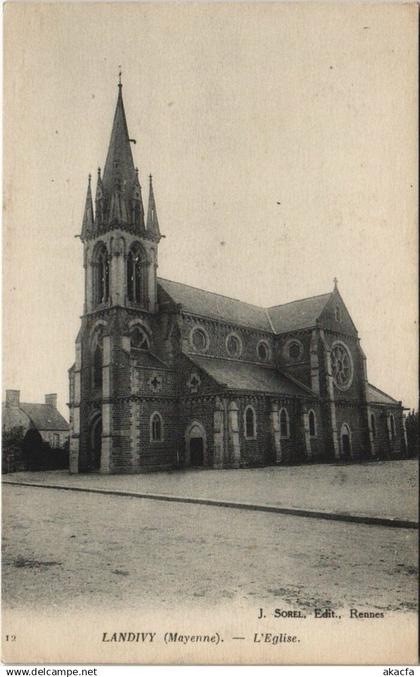 CPA Landivy - L'Eglise (123437)