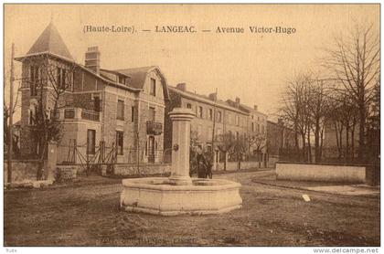 LANGEAC AVENUE VICTOR-HUGO FONTAINE ANIMEE