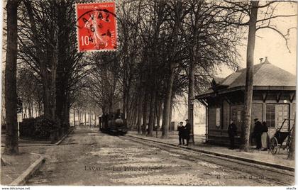 CPA LAVAL - Les Promenades (194963)