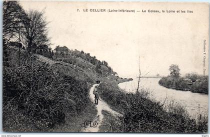 44 -  Le CELLIER -- Le coteau