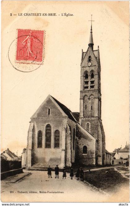 CPA LE CHATELET-en-BRIE L'Eglise (1299940)