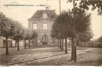 LE PLESSIS-BOUCHARD- la mairie