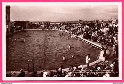 Le Touquet Paris Plage - Match de Water Polo à la Nouvelle Piscine - Arch. ANDRE BERARD et CLAVIER - Animée - LL