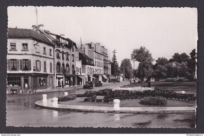 FRANCE, Postcard RPPC, Le Vésinet, Roundabout towards Vésinet