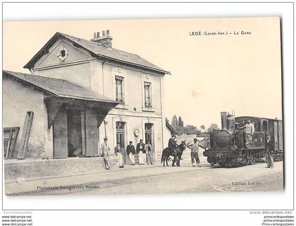 CPA 44 Legé la gare et le train tramway ligne de Nantes Legé