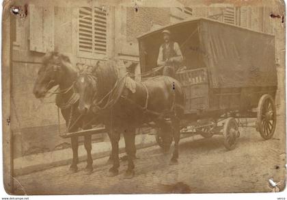 Carte PHOTO  Ancienne  de LEROUVILLE - Voiture à chevaux