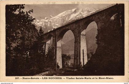 CPA Haute-Savoie - Les HOUCHES - Viaduc Ste-MARIE et le Mont-Blanc (247784)