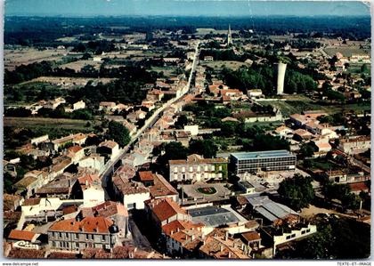 33 LESPARRE MEDOC - Vue générale aérienne