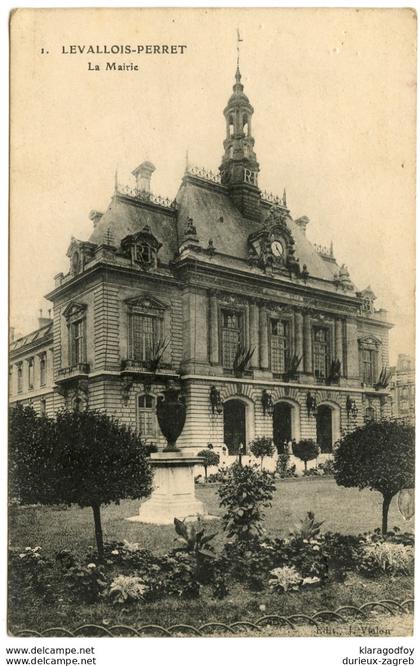 Levallois-Perret old postcard unused b180210