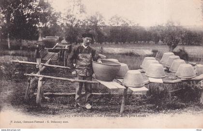 LEZOUX(POTERIE DE BORT)