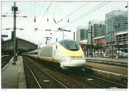 EUROSTAR N° 3003 EN GARE DE LILLE FLANDRES - JUILLET 1994