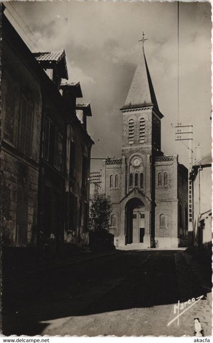 CPA LIVRY GARGAN - L'Eglise (124012)