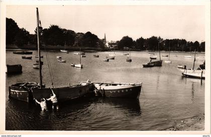 CPA LOCTUDY - Un coin du port (252818)