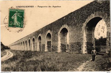 CPA LOUVECIENNES Perspective des Aqueducs (1386269)