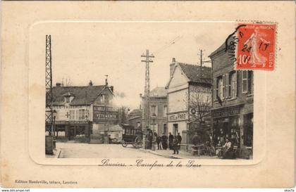 CPA LOUVIERS-Carrefour de la Gare (43424)