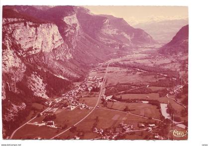 MAGLAND. - Vue panoramique et le Massif du Mont Blanc.