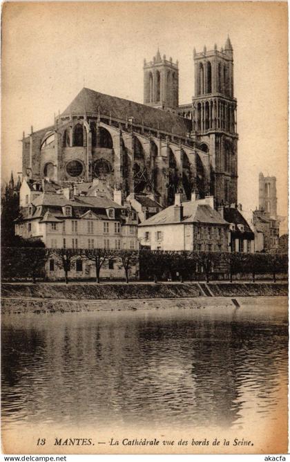 CPA MANTES-la-JOLIE Cathedrale (1411605)