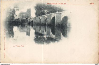 CPA MANTES-la-Jolie Le Vieux Pont (806427)