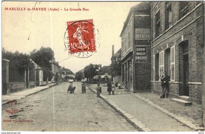 Carte Postale Ancienne de MARCILLY LE HAYER-La Grande Rue