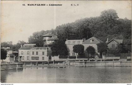 CPA MARLY-le-ROI L'Abreuvoir (806424)