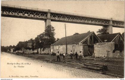 CPA Marly-le-Roi Le Viaduc (1276557)