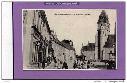 Marolles les Braults -- Place de l'église