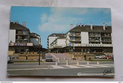 Cpm 1978, Maurepas, le centre commercial principal, Yvelines 78