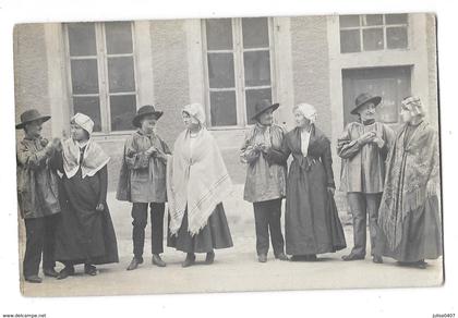 MENDE (48) carte photo spectacle danseurs école Normale ?