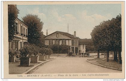 MENNECY - Place de la Gare - Les Cafés Restaurants