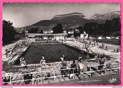 Cp Dentelée - Mens - La Piscine - Animée - Edit. ANDRE - S.P.A.D.E.M.