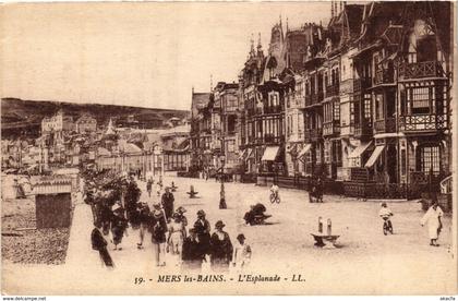 CPA MERS-les-BAINS - L'Esplanade (295179)