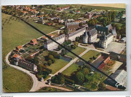 CPM - Château de Mesnieres en Bray - (actuellement Collège de Garçons)