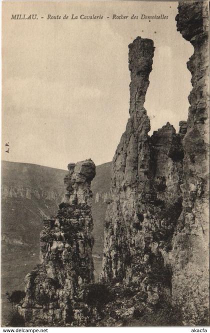 CPA MILLAU - Route de LA CAVALERIE - Rocher des Demoiselles (133290)