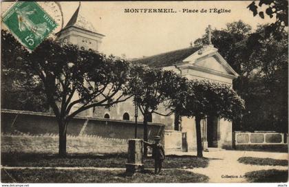 CPA MONTFERMEIL - Place d'Eglise (123980)