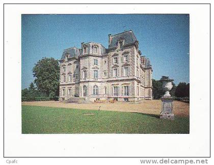 Montfort le Gesnois : Le Chateau