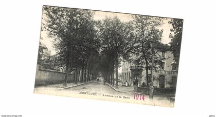 Carte Postale Ancienne de MONTLUEL-avenue de la gare