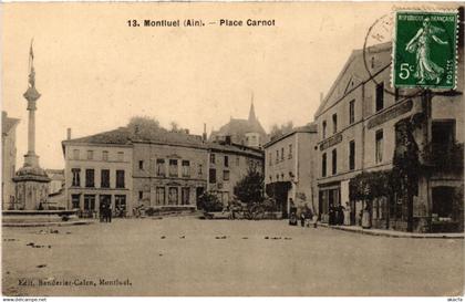 CPA MONTLUEL Place Carnot (485586)