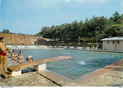 81 MONTREDON LA BESSONNIE LA PISCINE