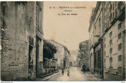 MONTS SUR GUESNES - Rue des Halles