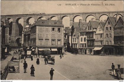 CPA MORLAIX - Place de Viarmes (143174)