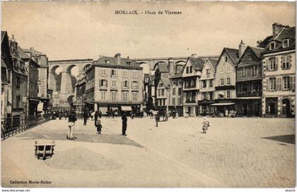 CPA Morlaix- Place de Viarmes FRANCE (1026106)