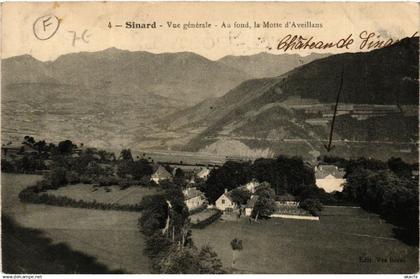 CPA Sinard - Vue générale - Au fond - la Motte d'Aveillans (489643)