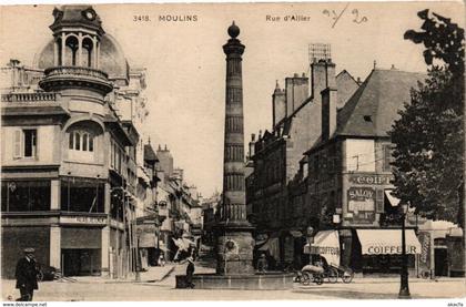 CPA MOULINS - Rue d'Allier (267596)