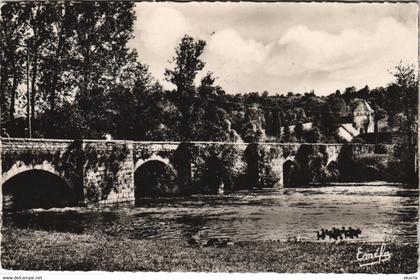 CPA MOUTIER-d'AHUN Le Vieux Pont (1143668)