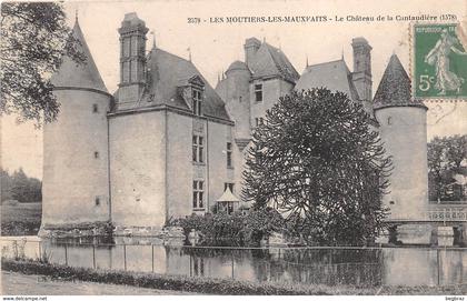 MOUTIERS LES MAUXFAITS       CHATEAU DE LA CANTAUDIERE